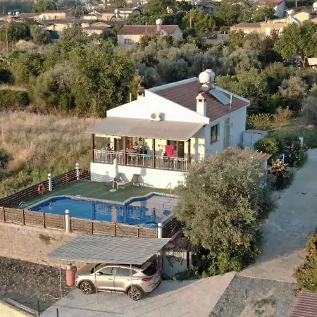 Yiannos House Evrykhou