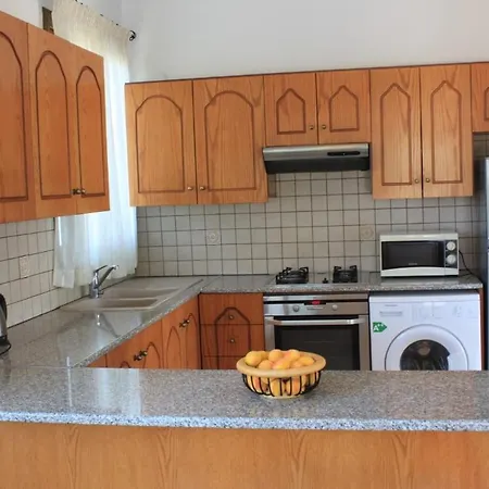 Yiannos House Hébergement de vacances Evrykhou