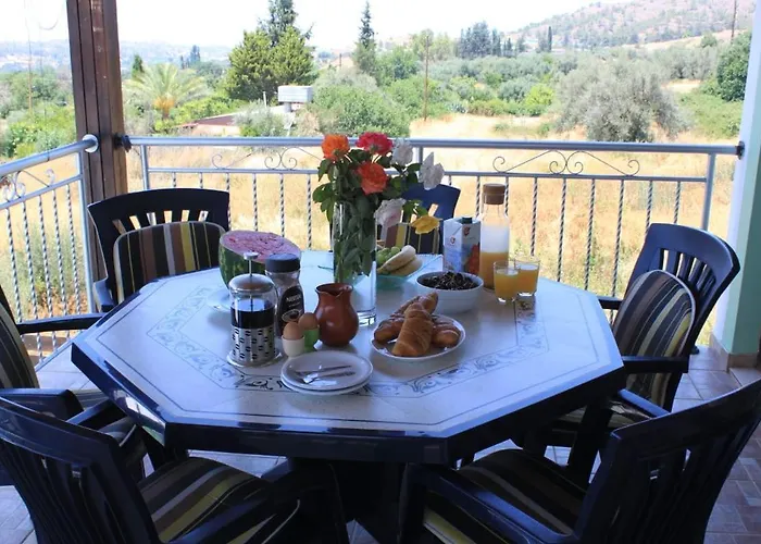 Yiannos House Evrykhou