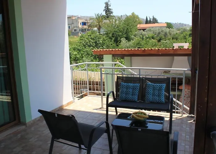 Yiannos House Evrykhou