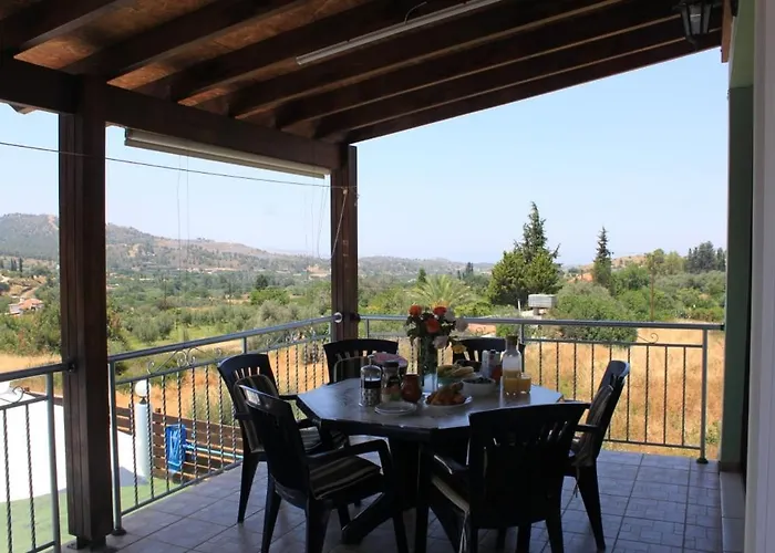 Yiannos House בית נופש *